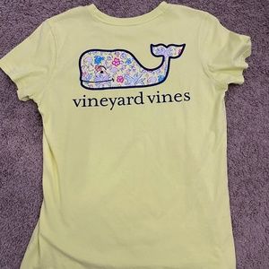 Women's vineyard vines T-shirt